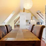 Dachgeschosswohnung Wohllebe Apartment *