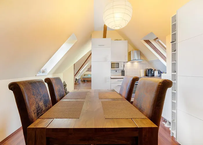 Dachgeschosswohnung Wohllebe * Hanovre