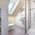 Dachgeschosswohnung Wohllebe דירה
